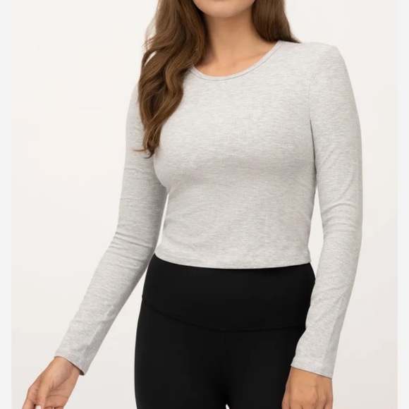 Yogalicious Heavenly Rib Kathleen Light Green Long-Sleeve Crop Top - M - Picture 2 of 7